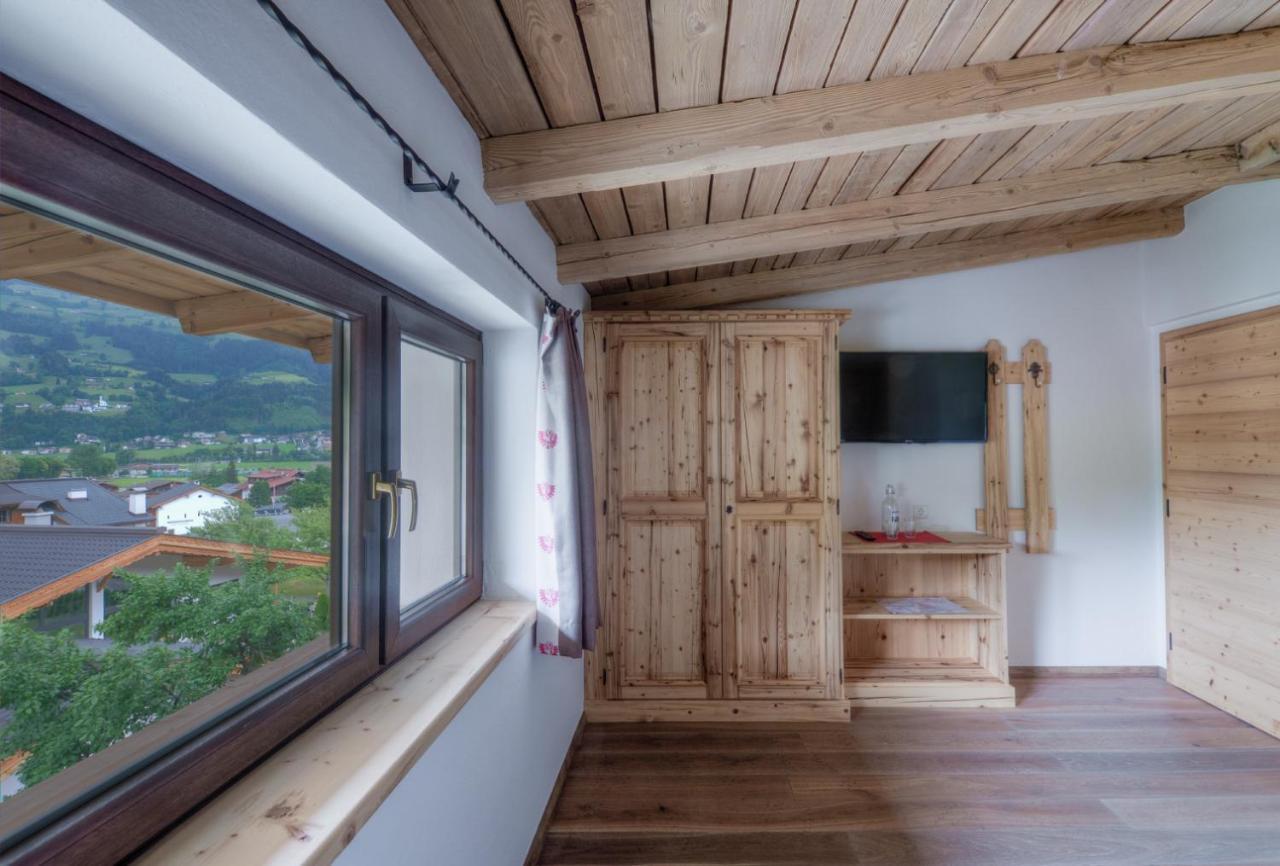 Apartamento Berghof Zillertal Fügen Exterior foto